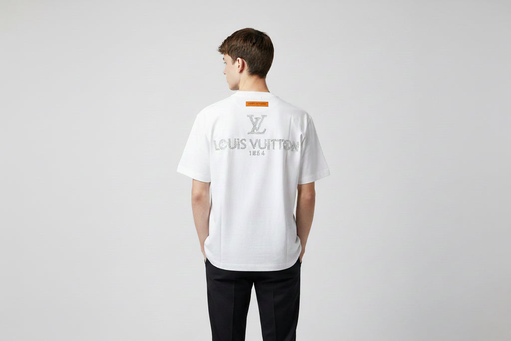 LV STUDDED LOGO - medium