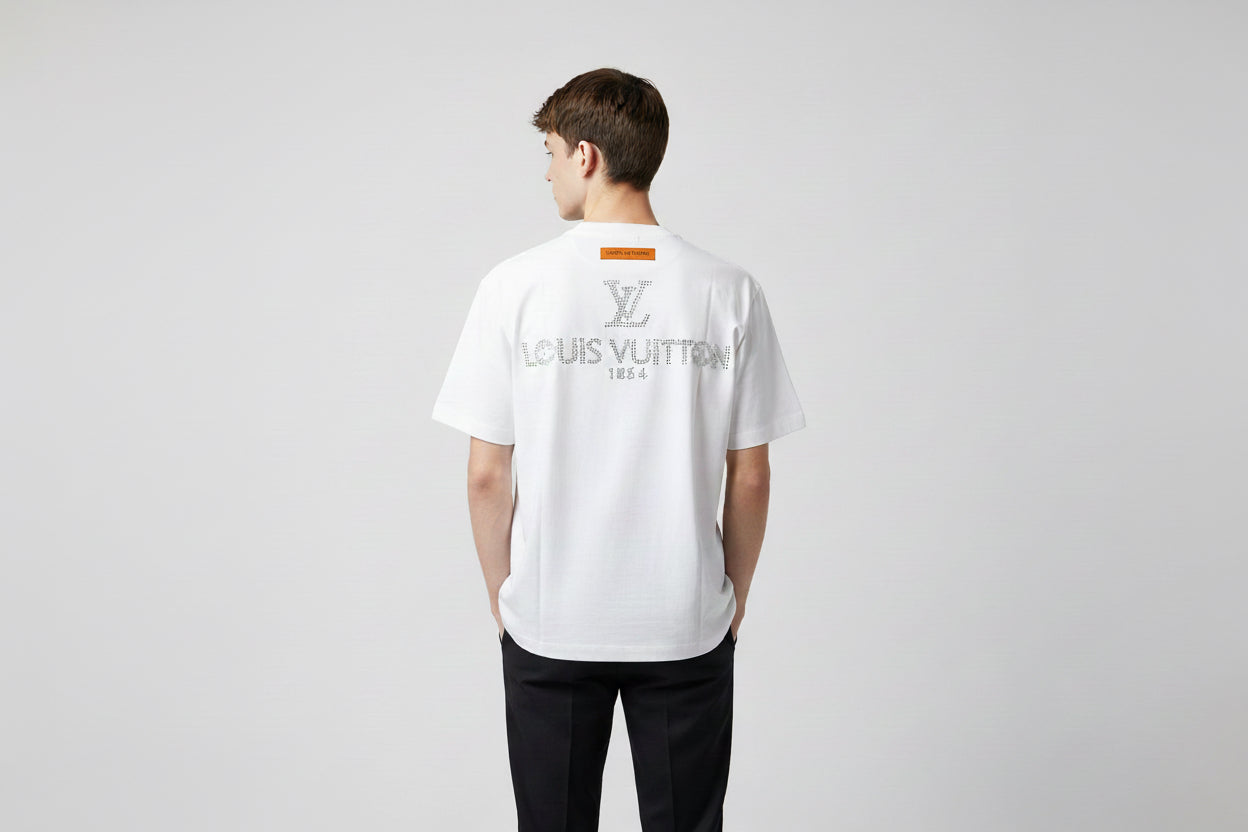 LV STUDDED LOGO - medium