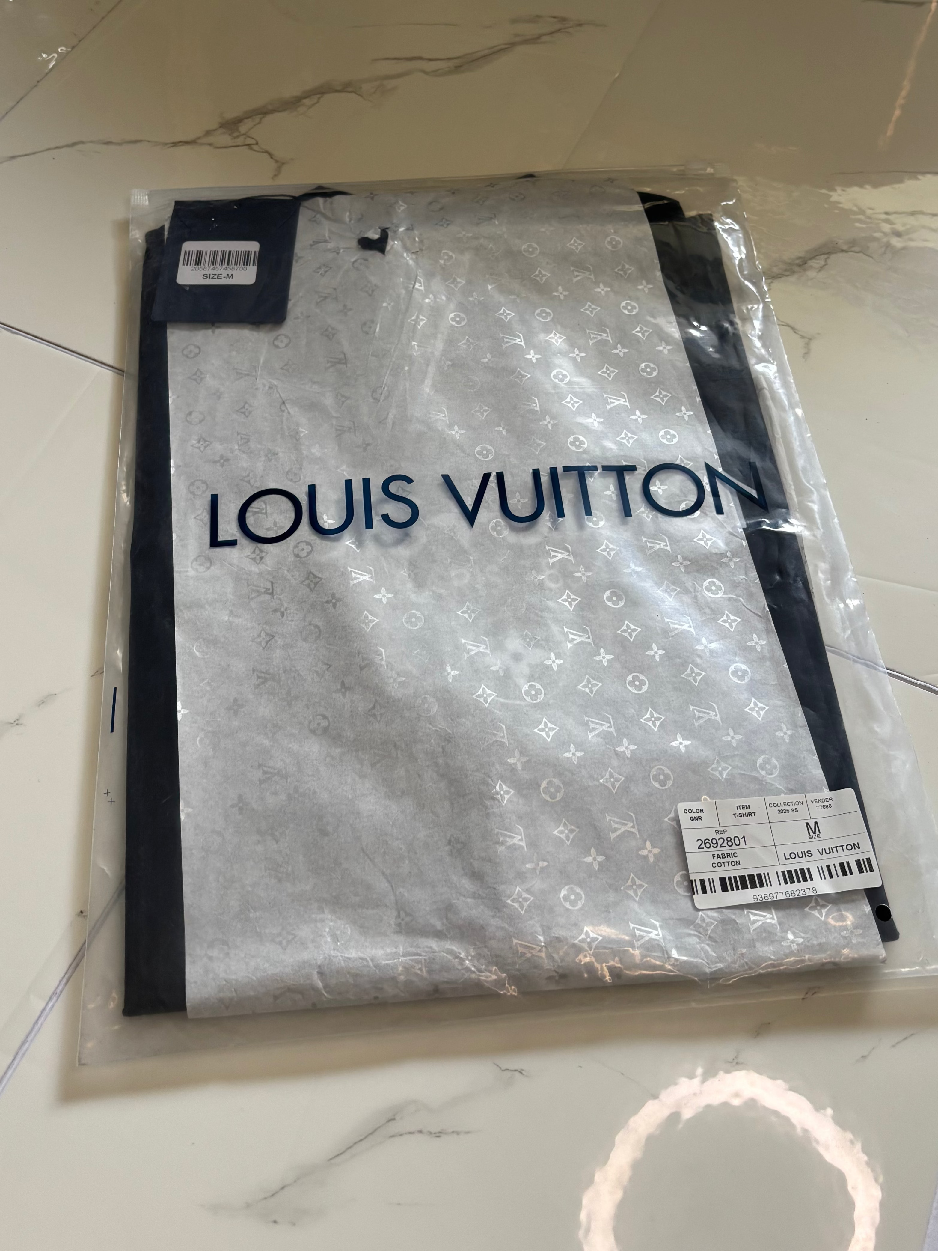 LV CARNIVAL LOGO - medium