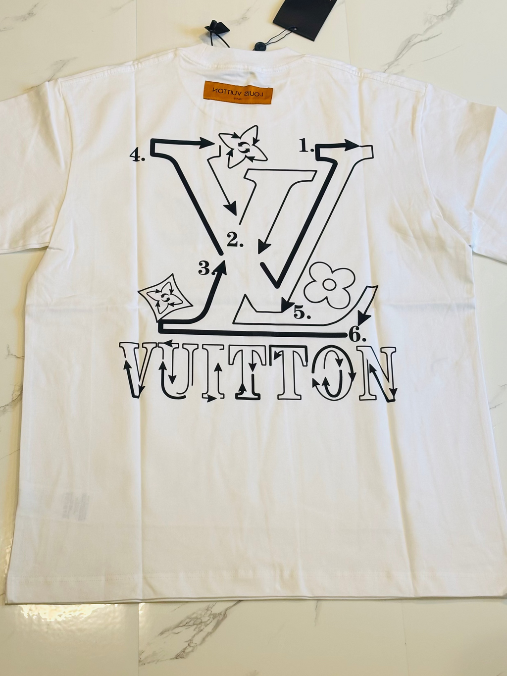 LV MONOGRAM LOGO - medium