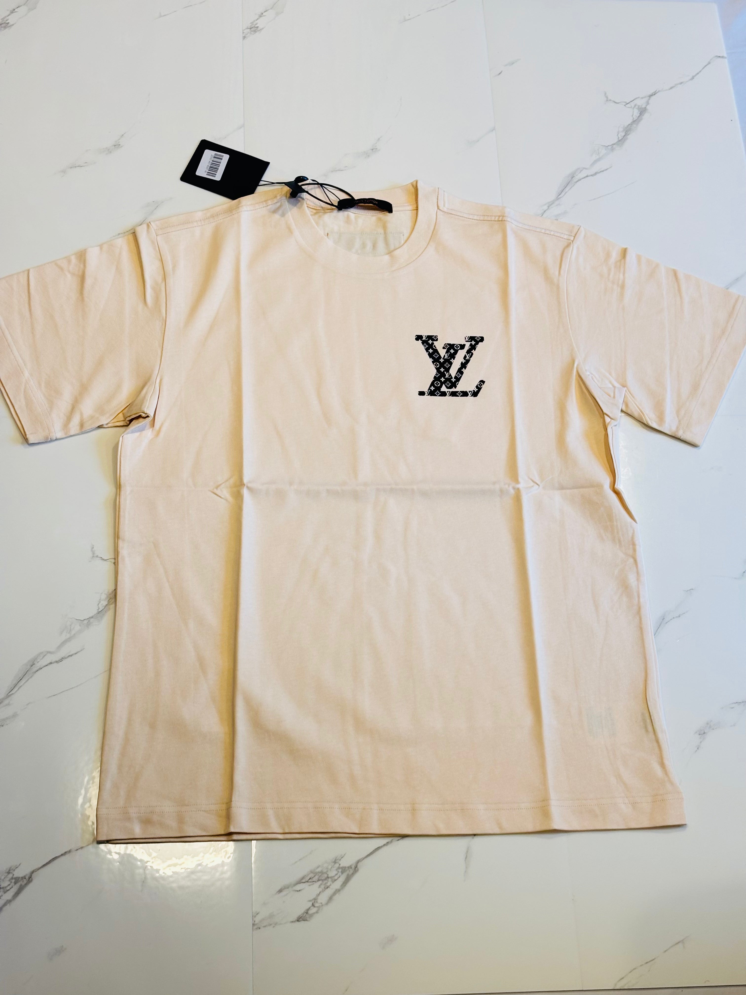 LV MONOGRAM LOGO - medium
