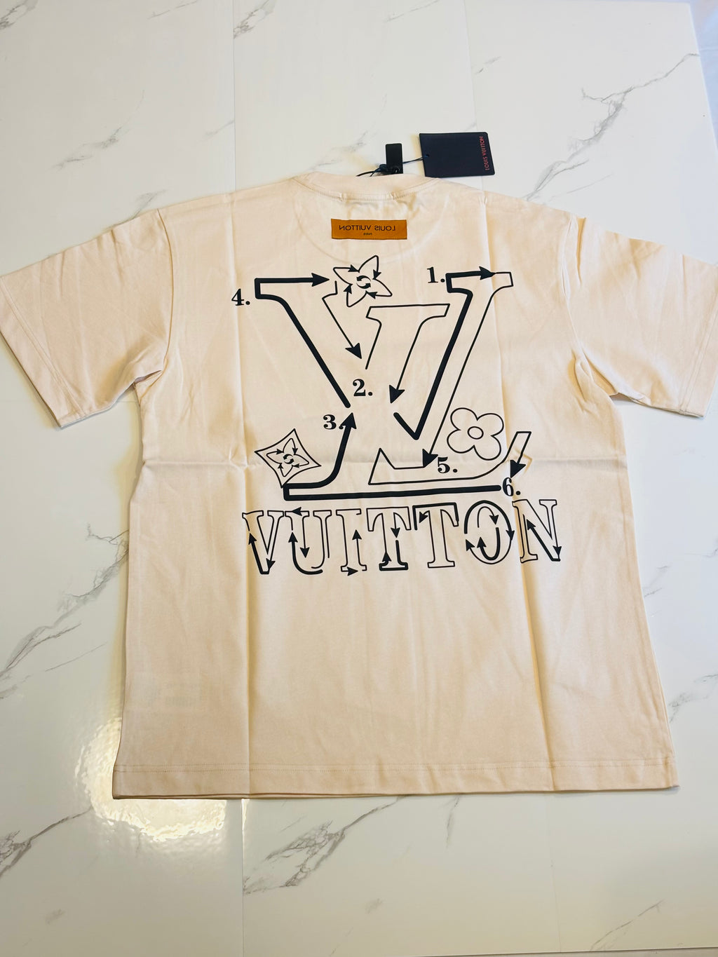 LV MONOGRAM LOGO - medium