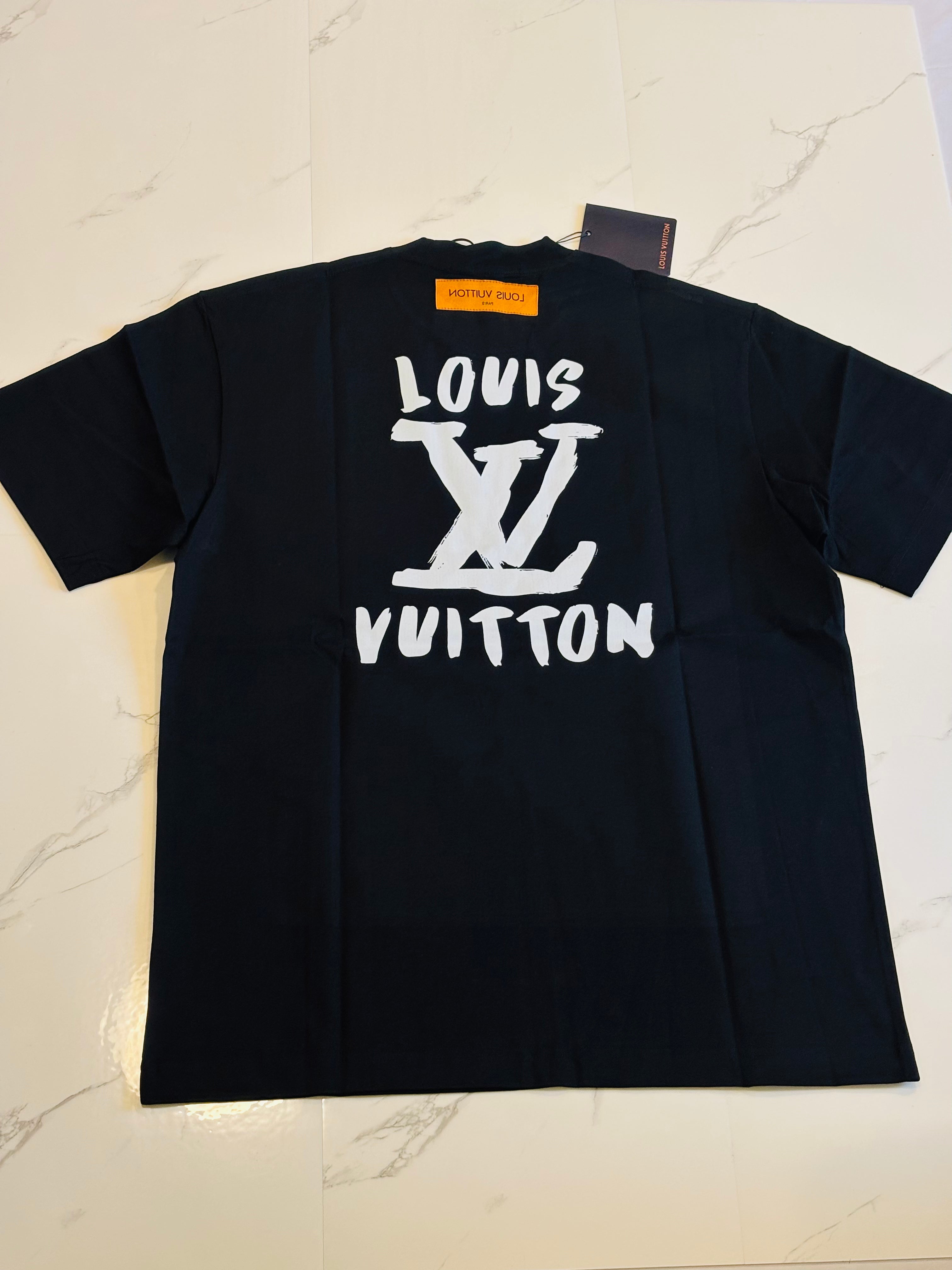 LV GRAFFITTI LOGO- medium