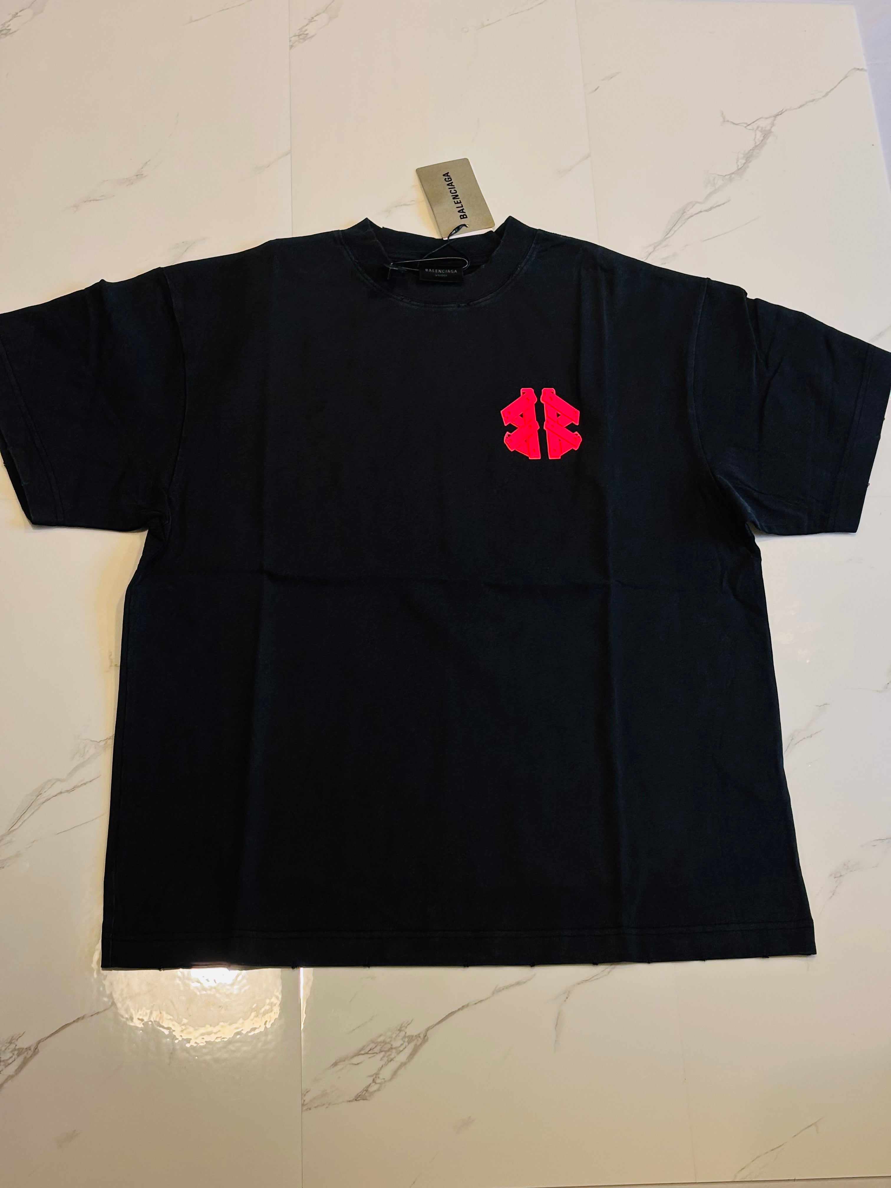 BALNCIAGA RED 3D LOGO - medium
