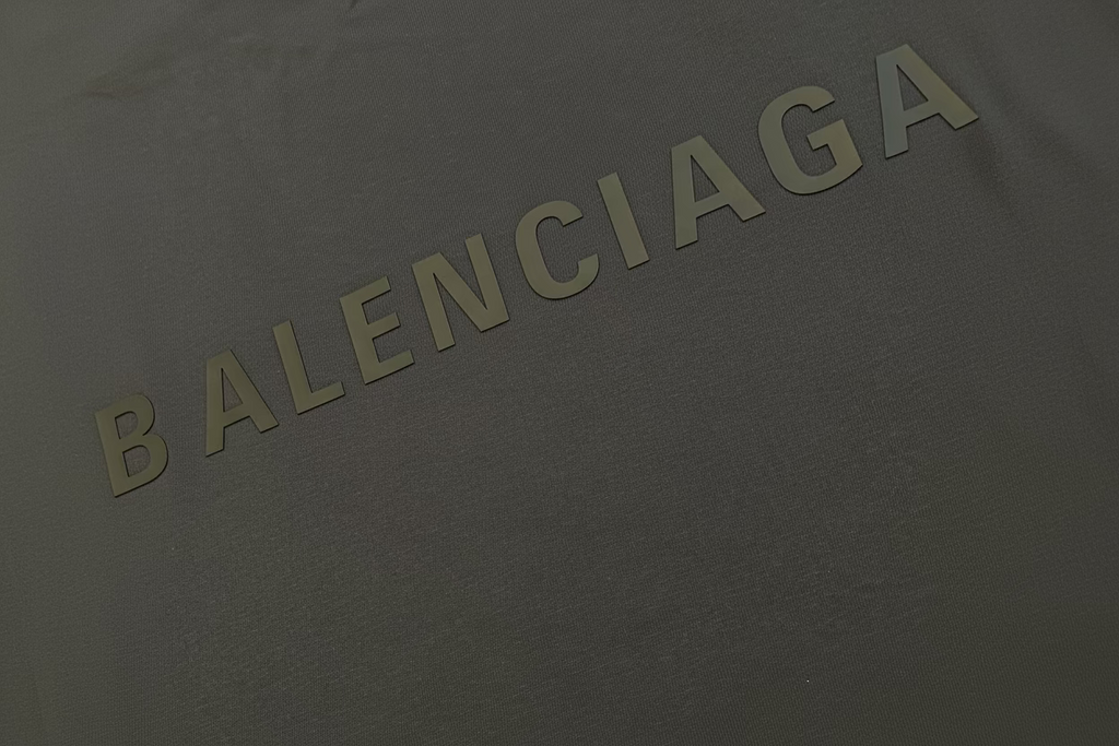 BALNCIAGA 3D LOGO - medium