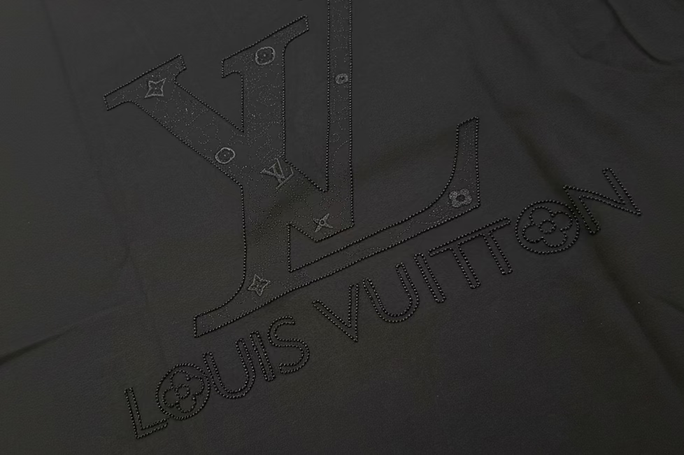LV 3D embroidery LOGO - medium