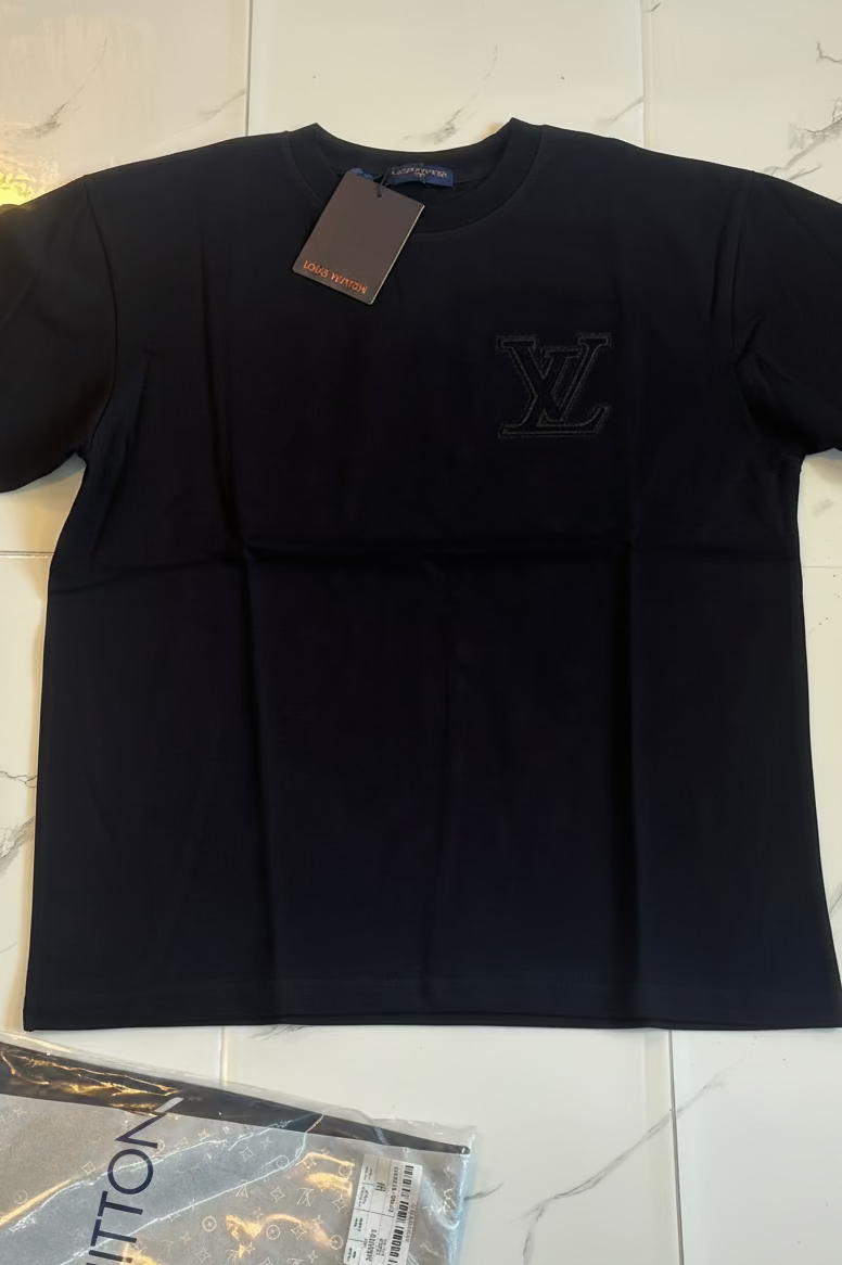 LV HOUSE T SHIRT