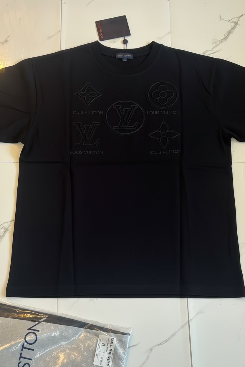 LV HOUSE T SHIRT