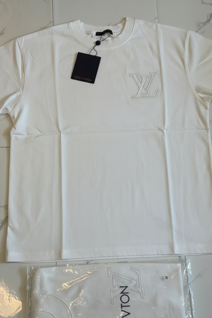 LV HOUSE T SHIRT