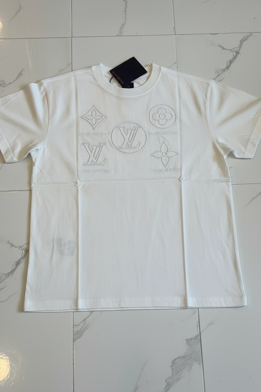 LV HOUSE T SHIRT