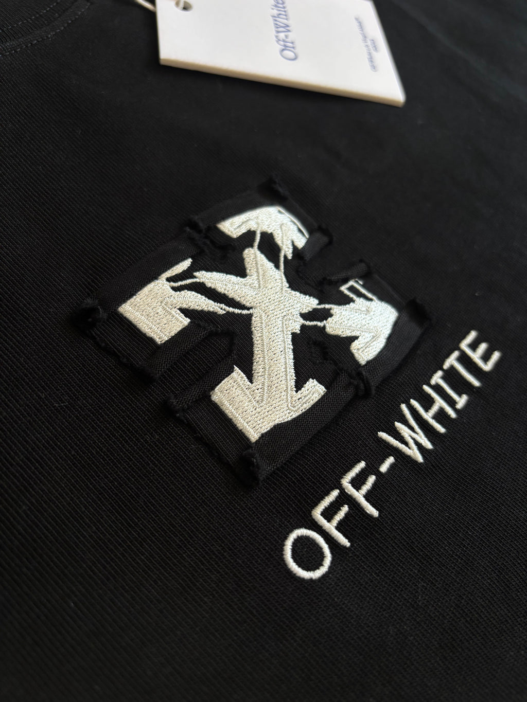 OFF WHT RAGS LOGO