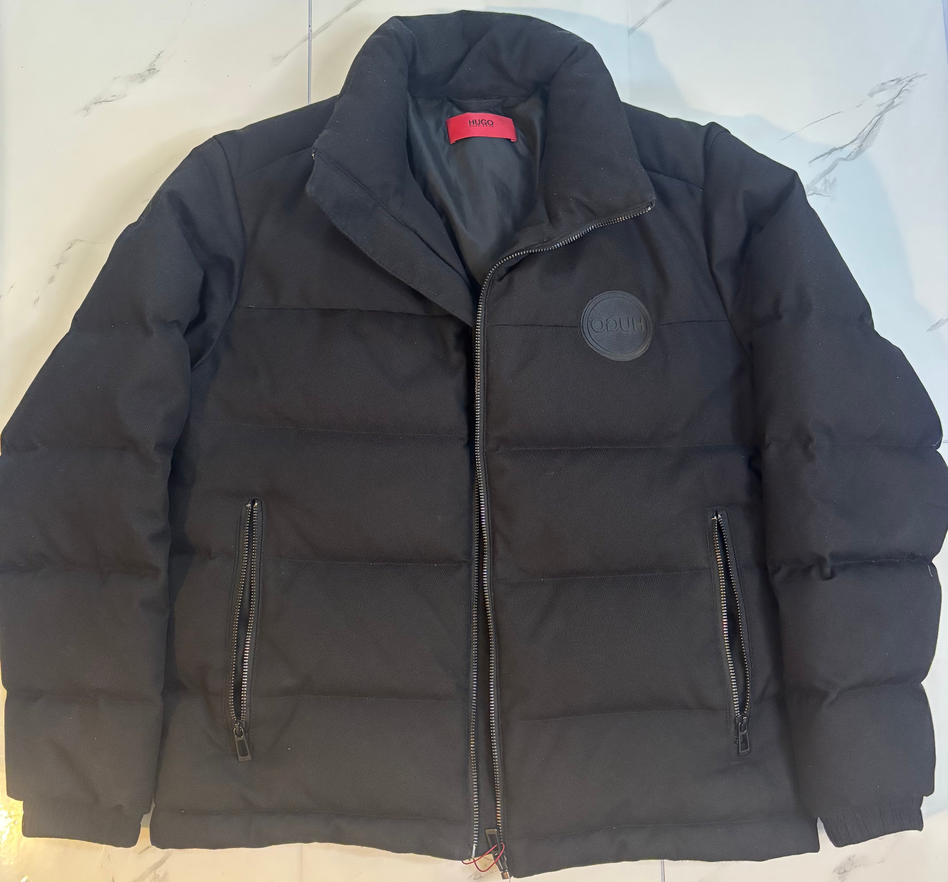 (PRE LOVED) Hugo boss down feathers puffer jacket xs