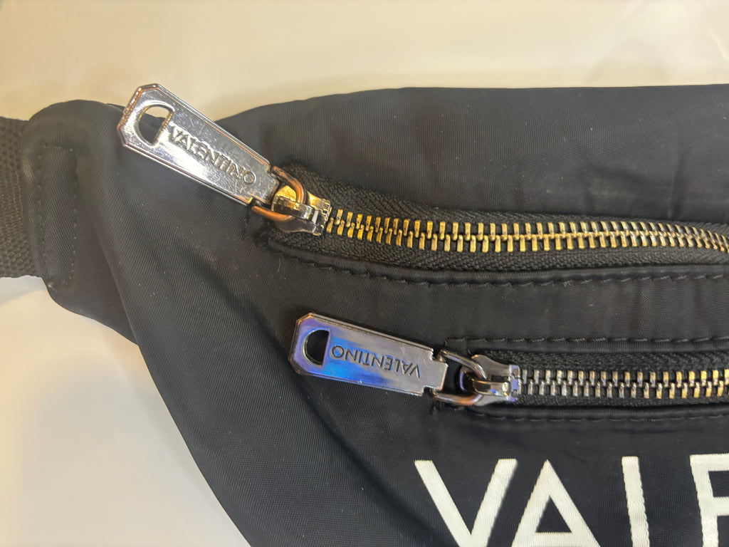 (PRE LOVED) Valentino man bag