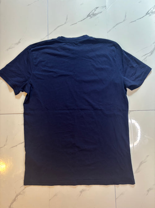 (PRE LOVED) Burberry classic T shirt medium