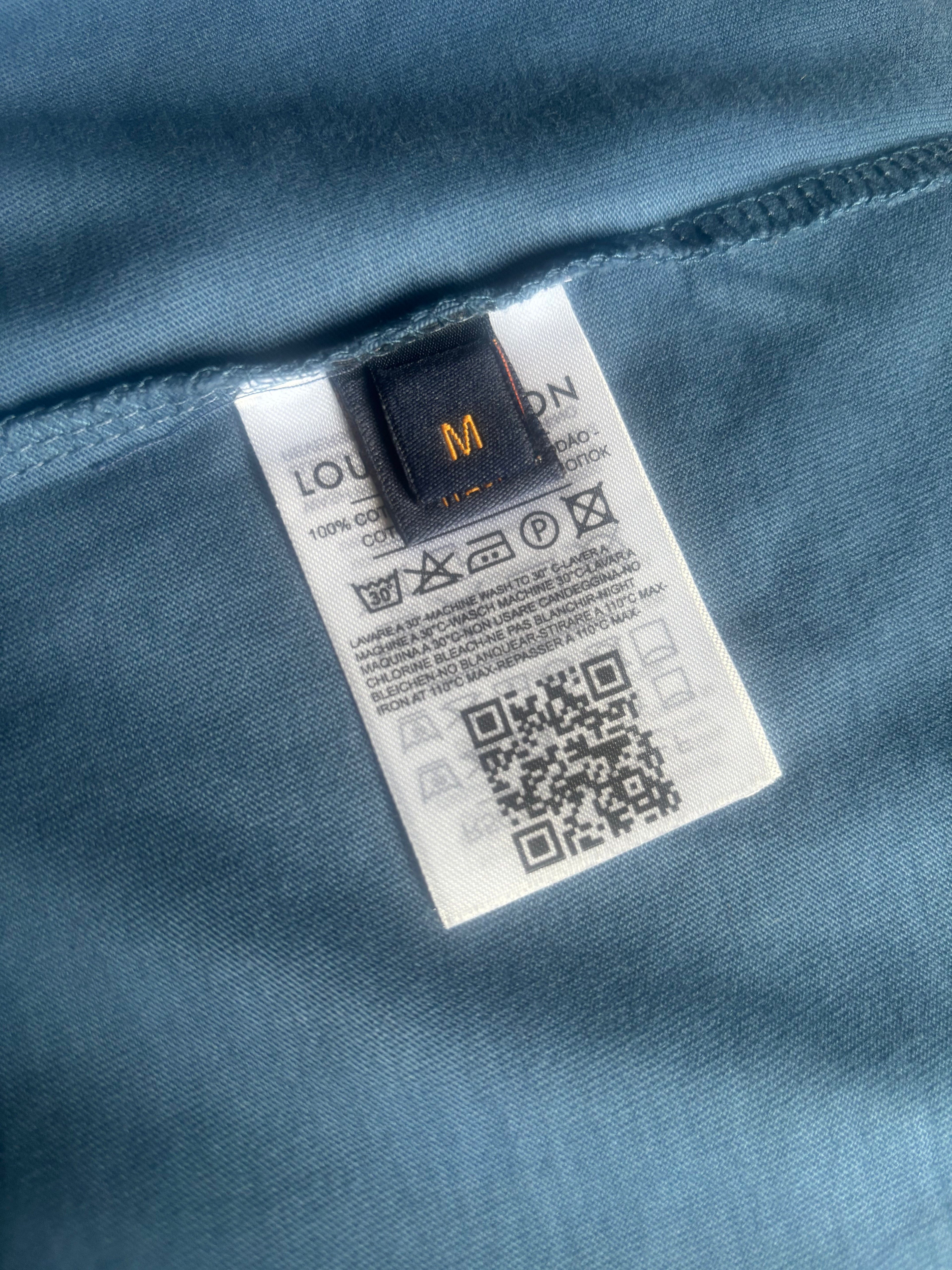 (PRE LOVED) Louis vuitton 2054 t shirt medium
